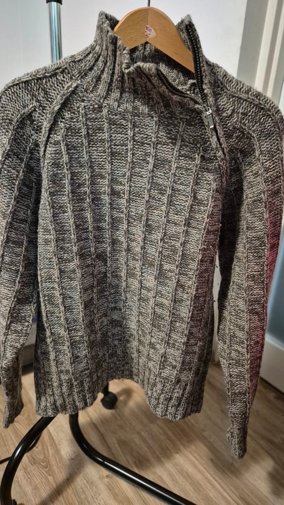 Sweter z golfem 100% wełna szetlandzka