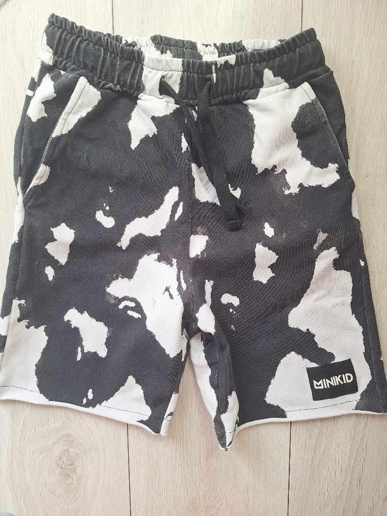 Spodenki 146/152
